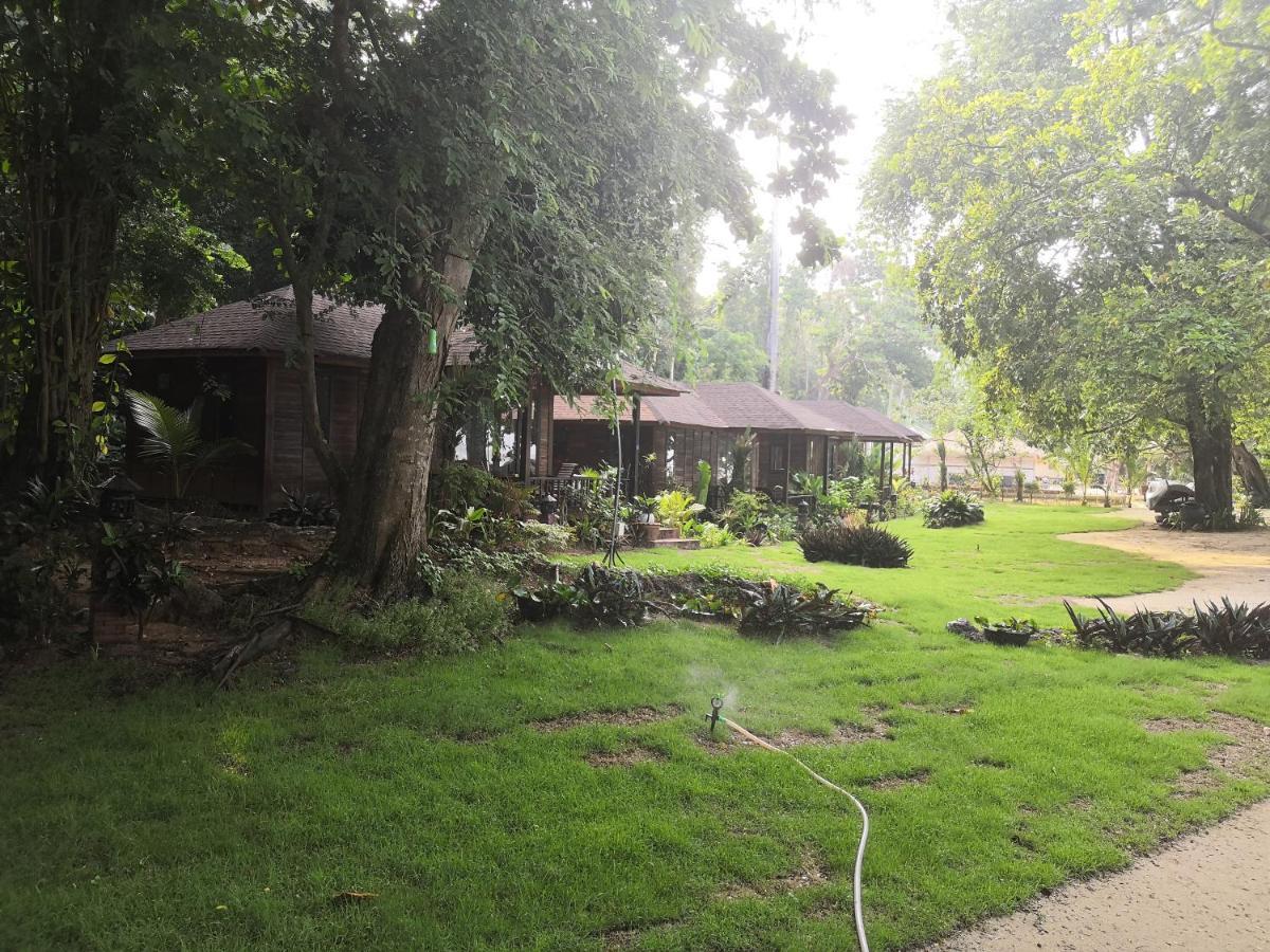 Coral Garden Resort Koh Kradan Exterior foto